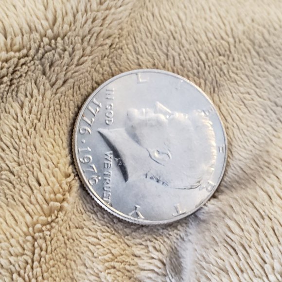 1776-1976 rare Kennedy half dollar coin - Picture 6 of 8